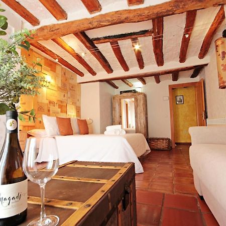 Domitila Rooms Clavijo Exterior photo