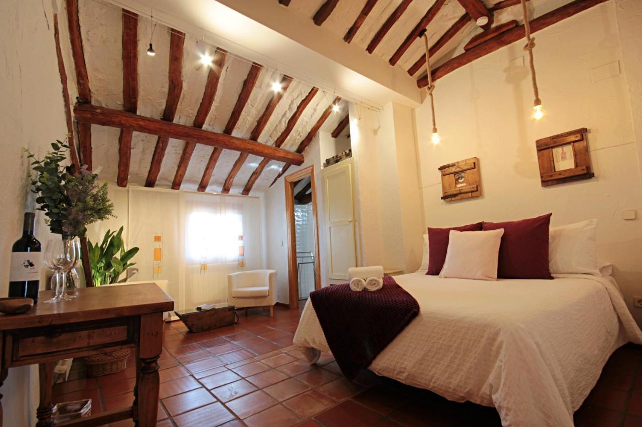 Domitila Rooms Clavijo Exterior photo
