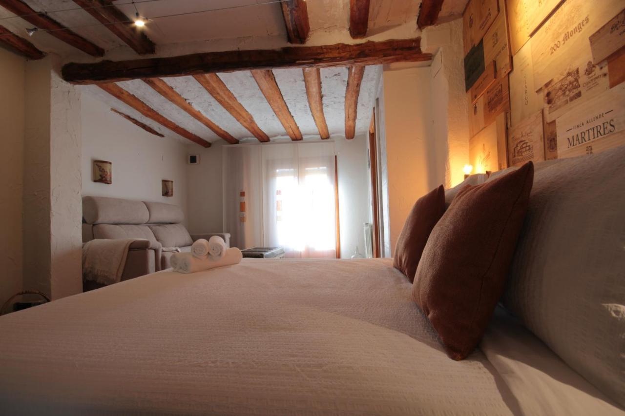 Domitila Rooms Clavijo Exterior photo